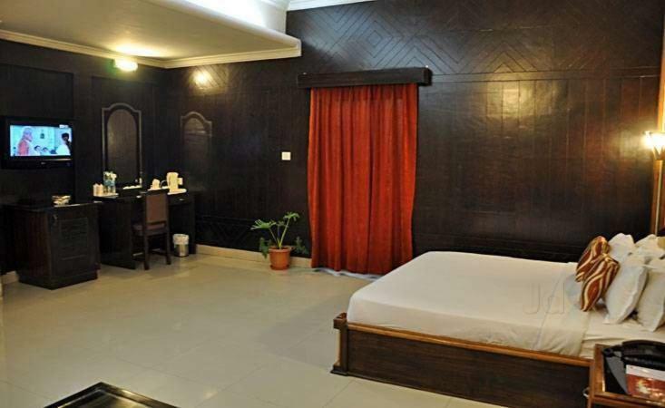 Hotel Rudra Continental Rudrapur Экстерьер фото
