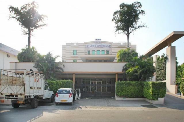 Hotel Rudra Continental Rudrapur Экстерьер фото